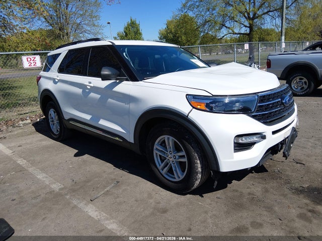 Salvage Ford Explorer Image
