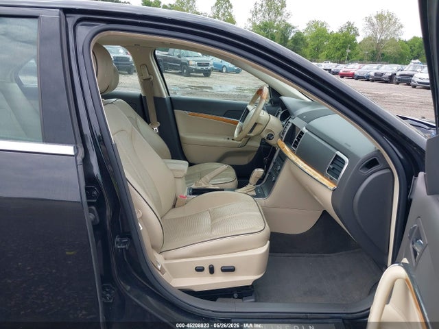Lincoln MKZ