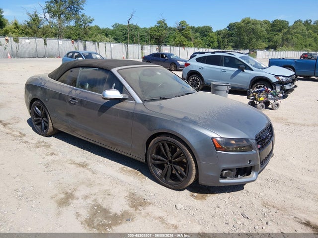 Salvage Audi S5 Image