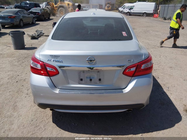Nissan Altima 2.5 Sv