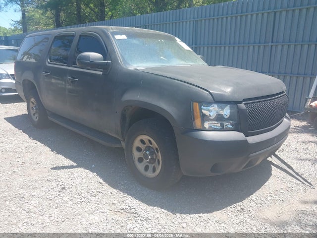 Salvage Chevrolet Suburban 1500 Image