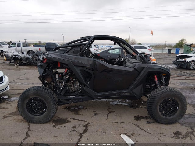 Polaris RZR Pro R Ultimate