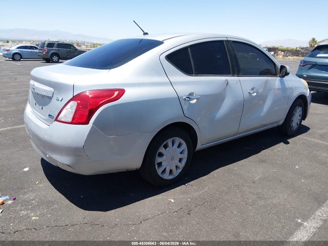 Nissan Versa 1.6 Sv