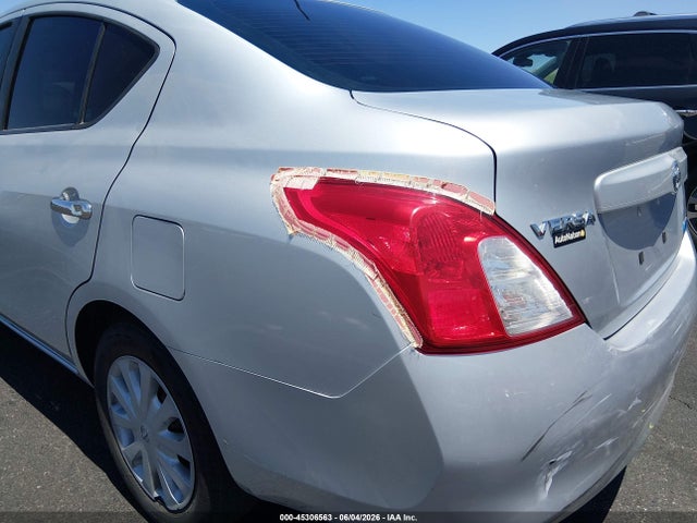 Nissan Versa 1.6 Sv