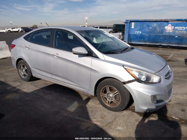 Salvage Hyundai ACCENT Image