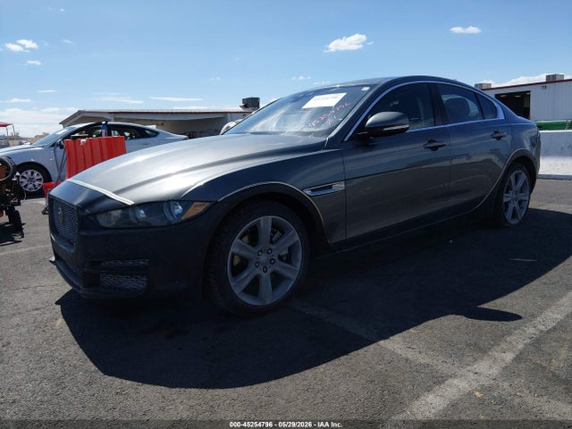 Jaguar XE 25t Prestige