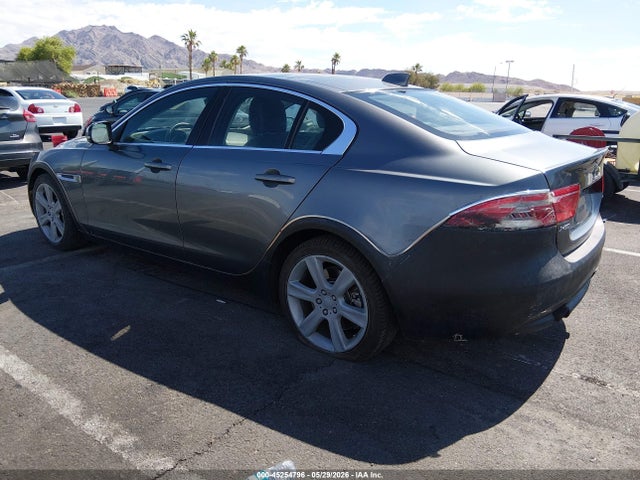 Jaguar XE 25t Prestige
