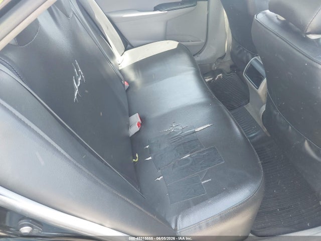 Toyota Camry Le