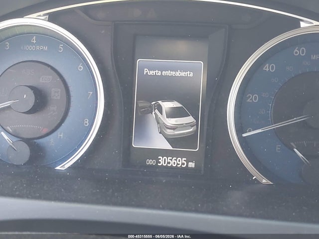 Toyota Camry Le