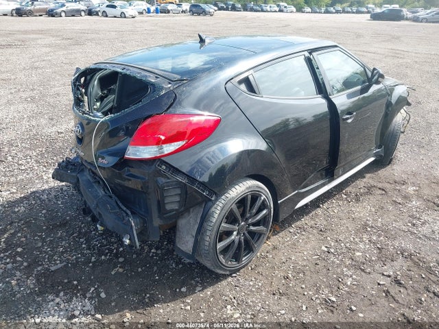 Hyundai VELOSTER Turbo
