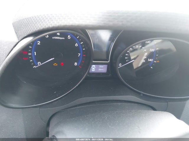 Hyundai VELOSTER Turbo