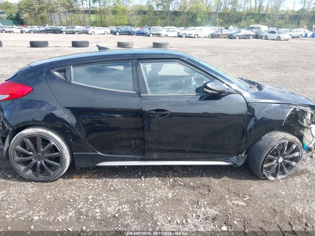 Hyundai VELOSTER Turbo