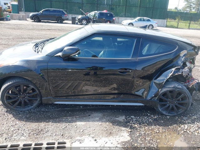Hyundai VELOSTER Turbo