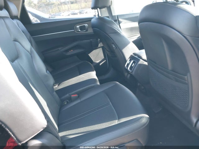 Kia Sorento X-line S
