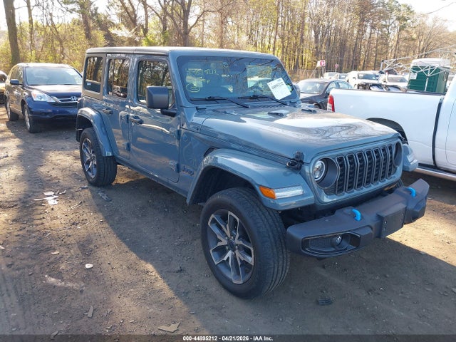 Salvage Jeep Wrangler Image