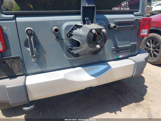 Jeep Wrangler Sahara