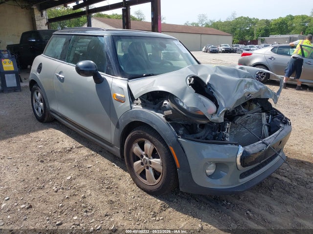 Salvage MINI Hardtop Image