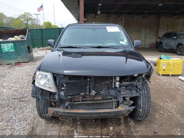 Nissan Frontier Sv