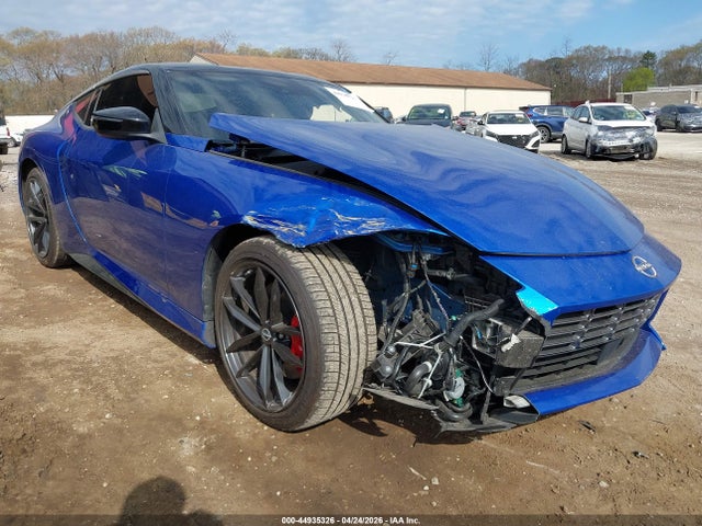 Salvage Nissan Z Image