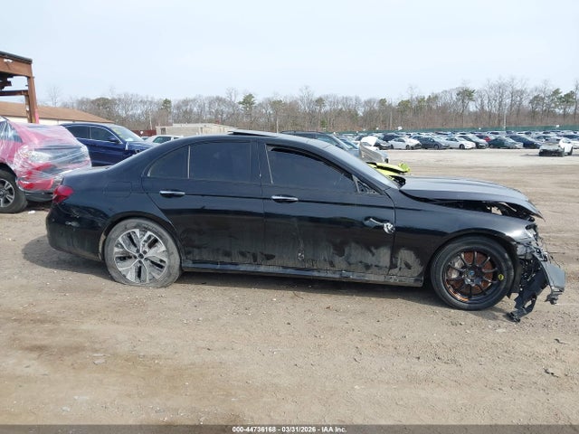 Mercedes-Benz E-Class 4matic