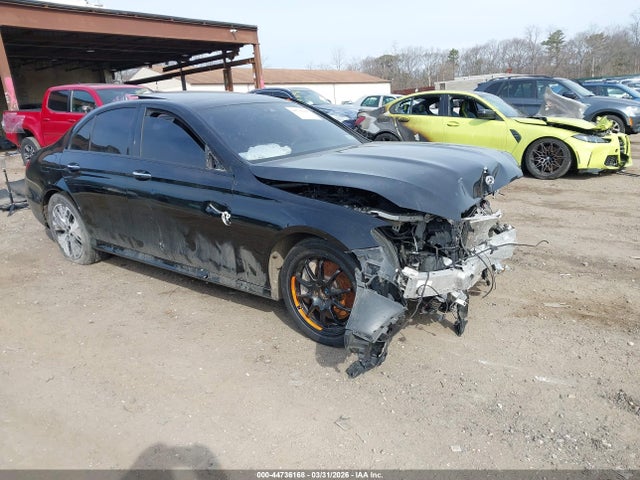 Salvage Mercedes-Benz E-Class Image