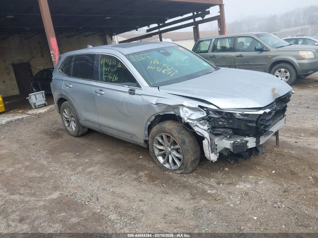 Salvage Honda CR-V Image