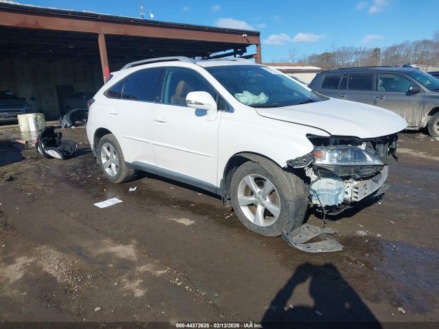 Salvage Lexus RX Image