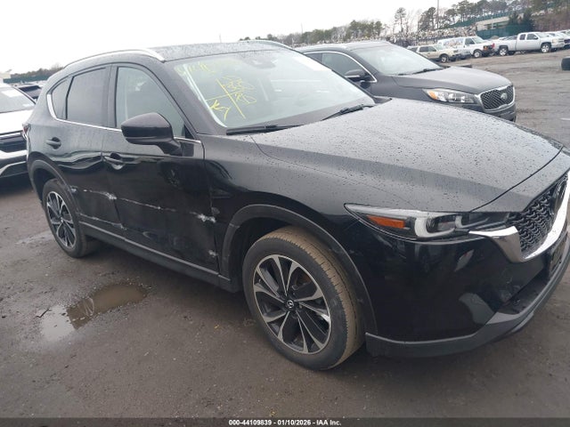Salvage Mazda Cx Image