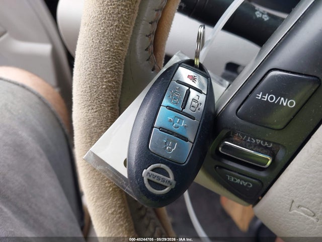 Nissan Quest