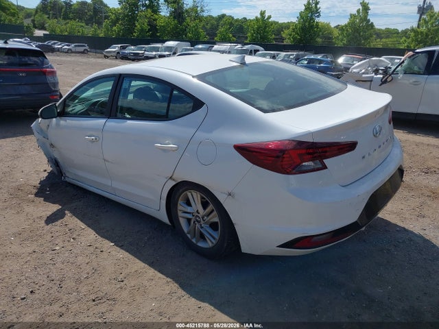 Hyundai ELANTRA Value Edition