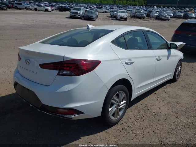 Hyundai ELANTRA Value Edition