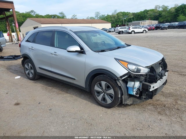 Salvage Kia Niro Image