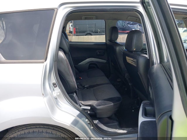 Mitsubishi Outlander Xls