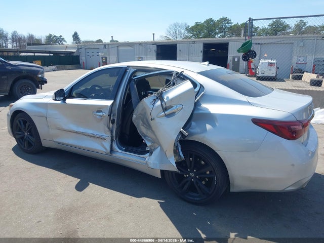 INFINITI Q50 2.0t Pure
