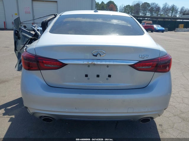 INFINITI Q50 2.0t Pure