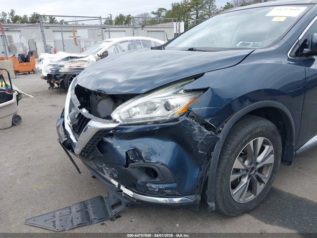 Nissan Murano Sv