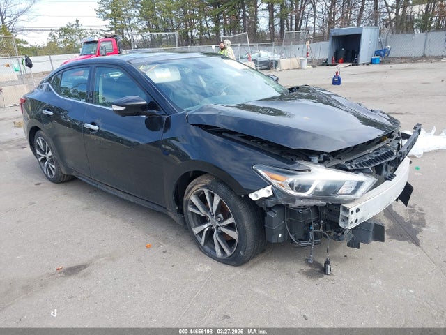 Salvage Nissan Maxima Image