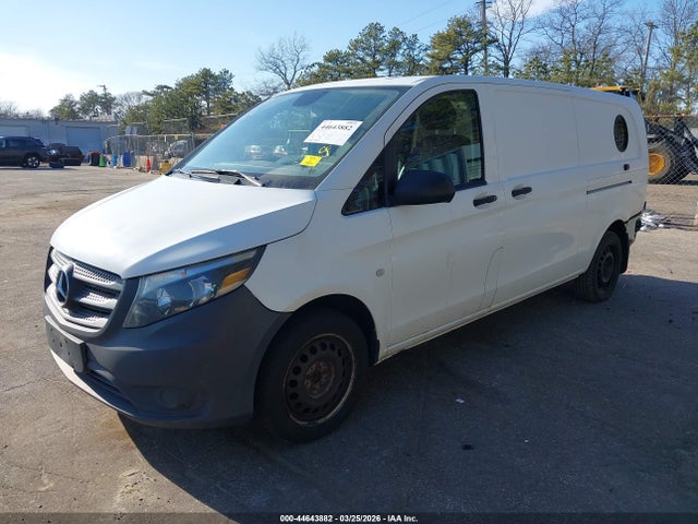 Mercedes-Benz Metris