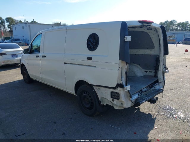 Mercedes-Benz Metris