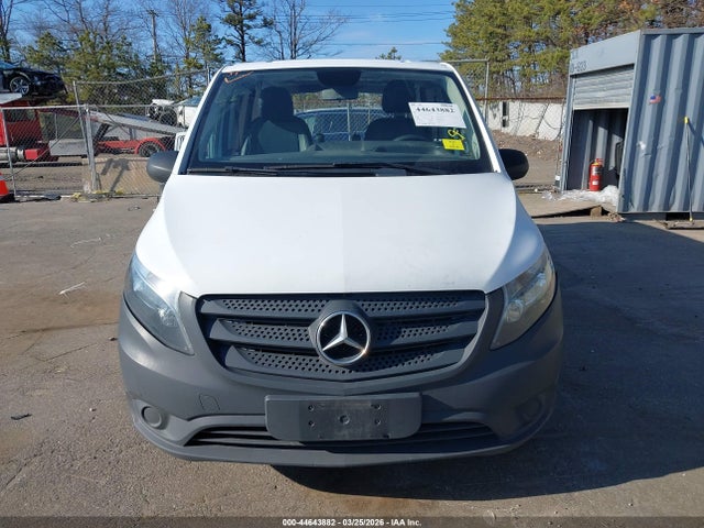 Mercedes-Benz Metris