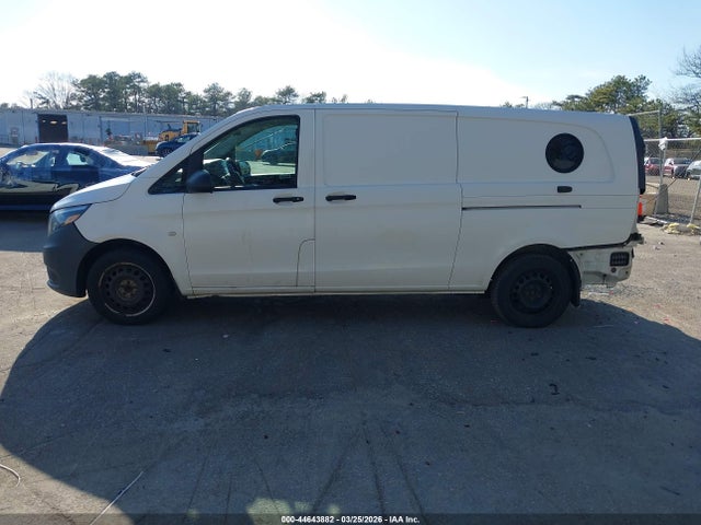 Mercedes-Benz Metris