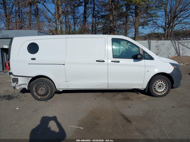 Mercedes-Benz Metris
