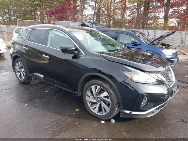 Salvage Nissan Murano Image