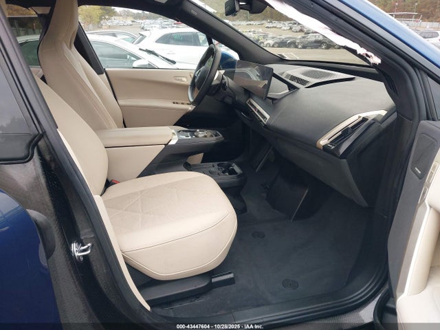 BMW iX Xdrive50
