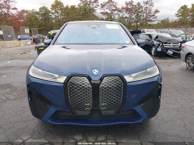 BMW iX Xdrive50