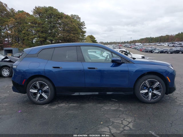 BMW iX Xdrive50