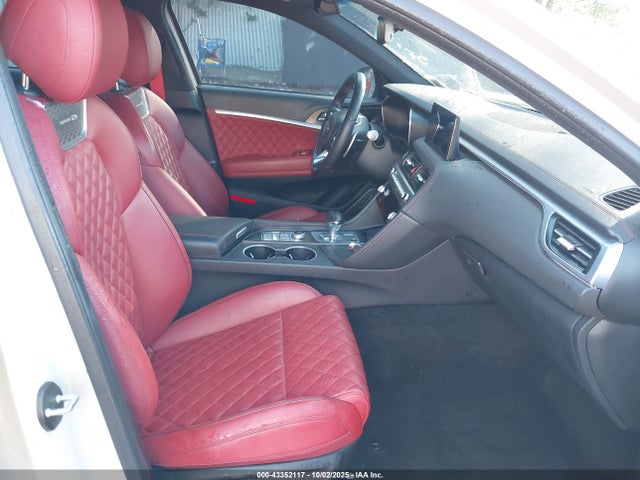 Genesis G70 3.3t Awd Sport Advanced