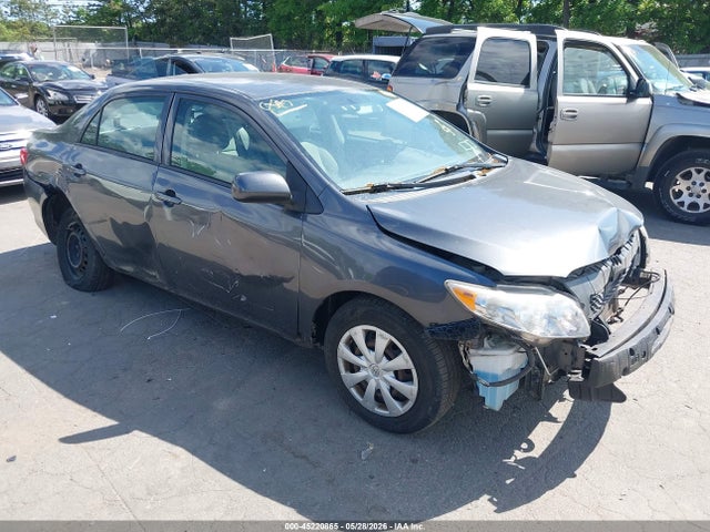 Salvage Toyota Corolla Image