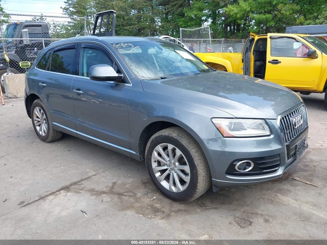 Salvage Audi Q5 Image