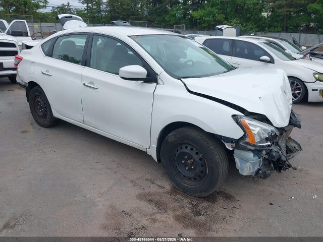 Salvage Nissan Sentra Image